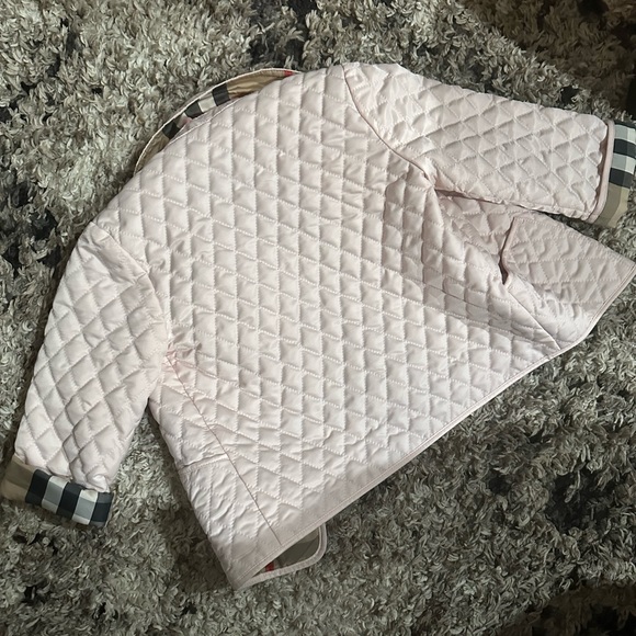 100% Authentic Burberry Quilted Jacket - Picture 5 of 5